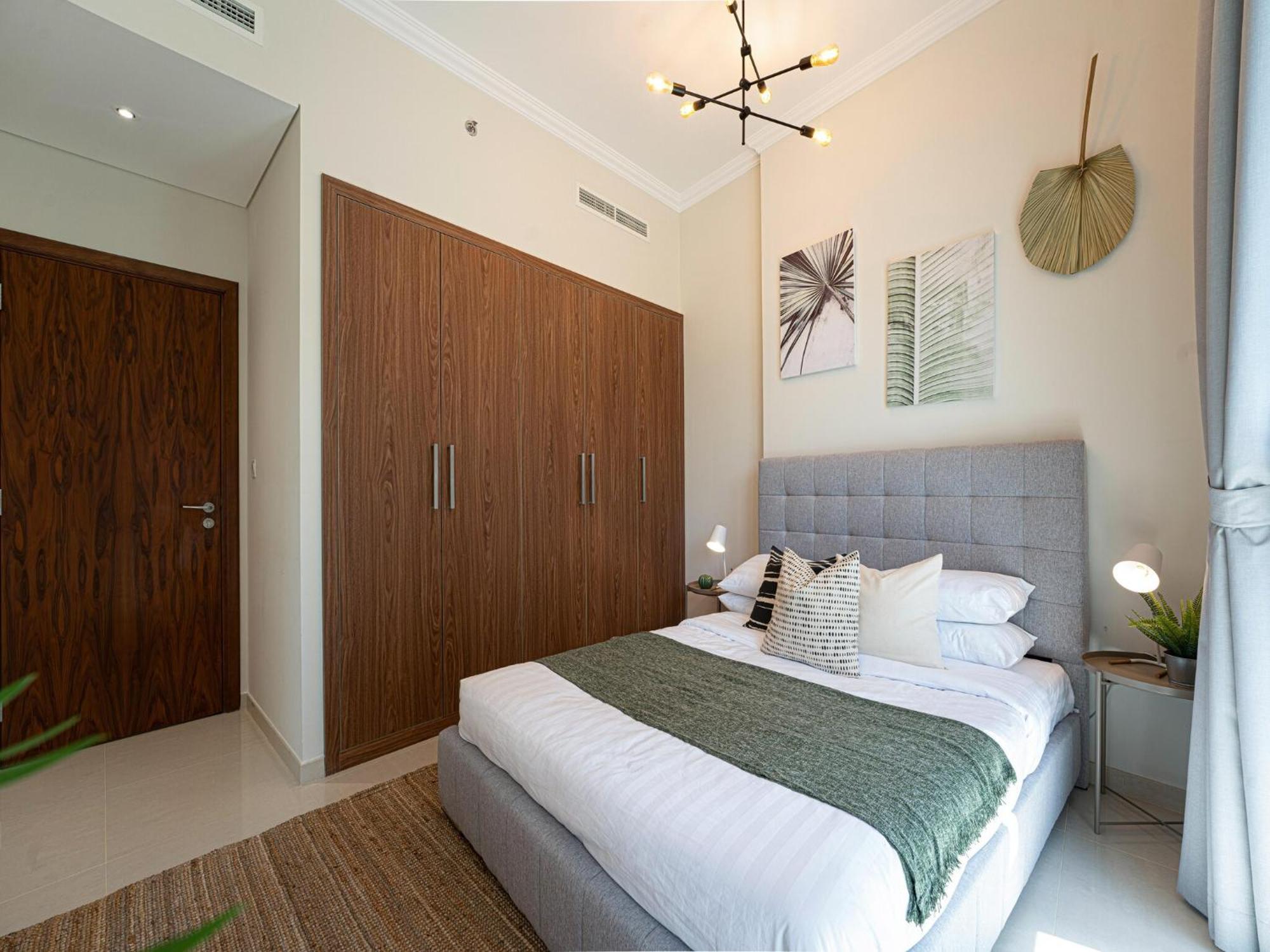 Luxe Apartments Near Dubai Mall Burj Khalifa Pool Gym Parking Exterior foto
